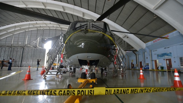 Tampak depan Helikopter AgustaWestland -101. (Foto: Pool)