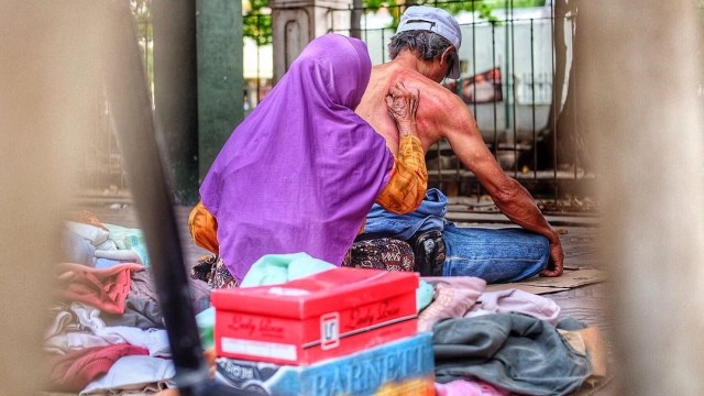 kerokan dipercaya bisa meredakan masuk angin. (Foto: Instagram: elnikodimas)