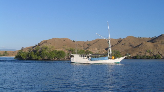 Labuan Bajo (Foto: Stephan Klage/wikimedia commons)