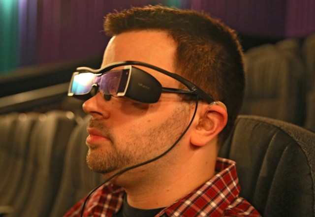 Bedanya Nonton Bioskop di Amerika dan Indonesia (4)