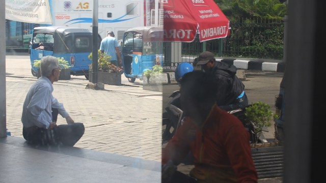 Semua tertuju olehmu, Bapak. (Foto: Deanda Dewindaru/kumparan)