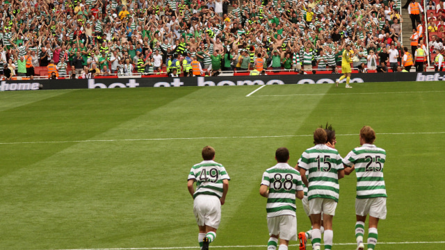 Para pemain Celtic di Celtic Park. (Foto: Wikimedia Commons)