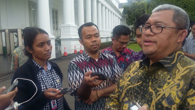Ahmad Heryawan di Kompleks Istana Kepresidenan. (Foto: Yudhistira Amran Saleh/kumparan)