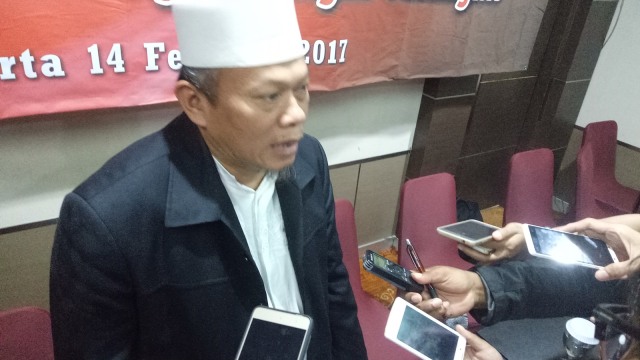 Sekjen FUI Al Khaththath saat jumpa pers (Foto: Aria Pradana/kumparan)