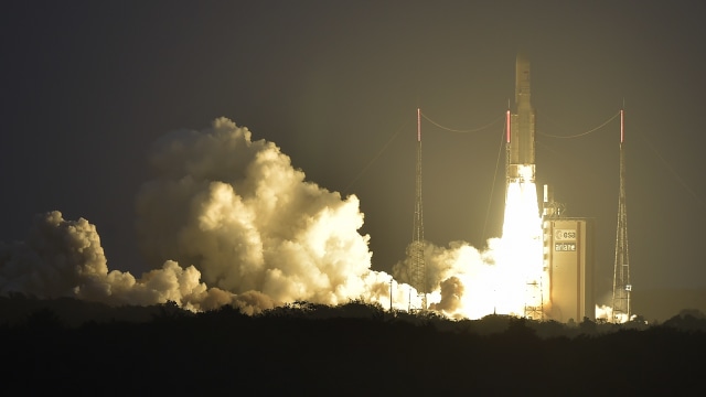 Satelit Telkom 3S berhasil diluncurkan. (Foto: ANTARA/Puspa Perwitasari)