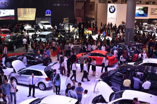 Pengunjung IIMS 2016  (Foto: Dyandra Promosindo)