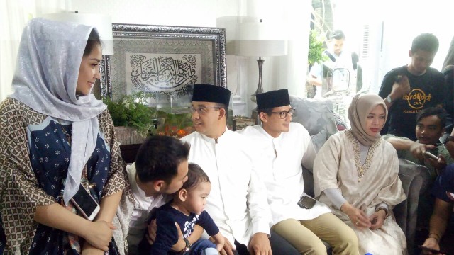 Raffi mengundang Anies-Sandi keluarga. (Foto: Johannes Hutabarat/kumparan)