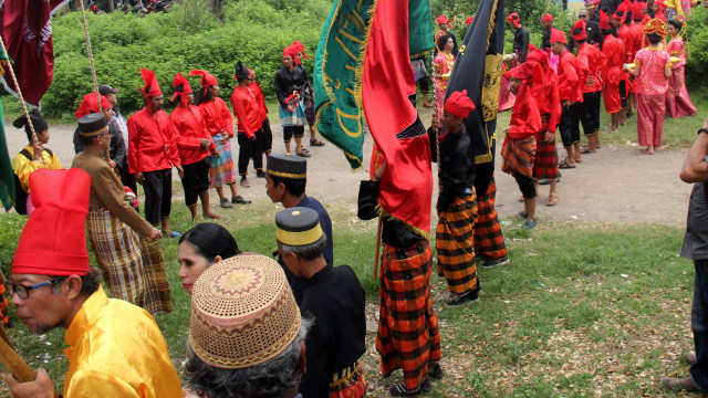 Sejumlah pengawal kerajaan se-Nusantara. (Foto: Abriawan Abhe/Antara)