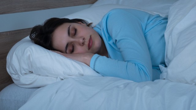 Teh Herbal Sembuhkan Insomnia (Foto: Thinstock)