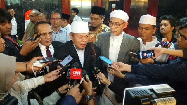 Sekjen FUI Bertemu Pimpinan DPR (Foto: Ananda Teresia/kumparan)