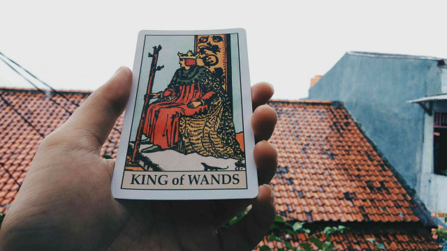 King Of Wands (Foto: Tarot Dungu)
