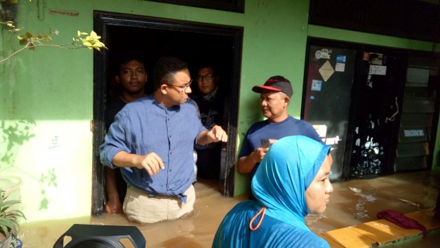 Anies Baswedan di Rawajati. (Foto: Amanaturrosyidah/kumparan)