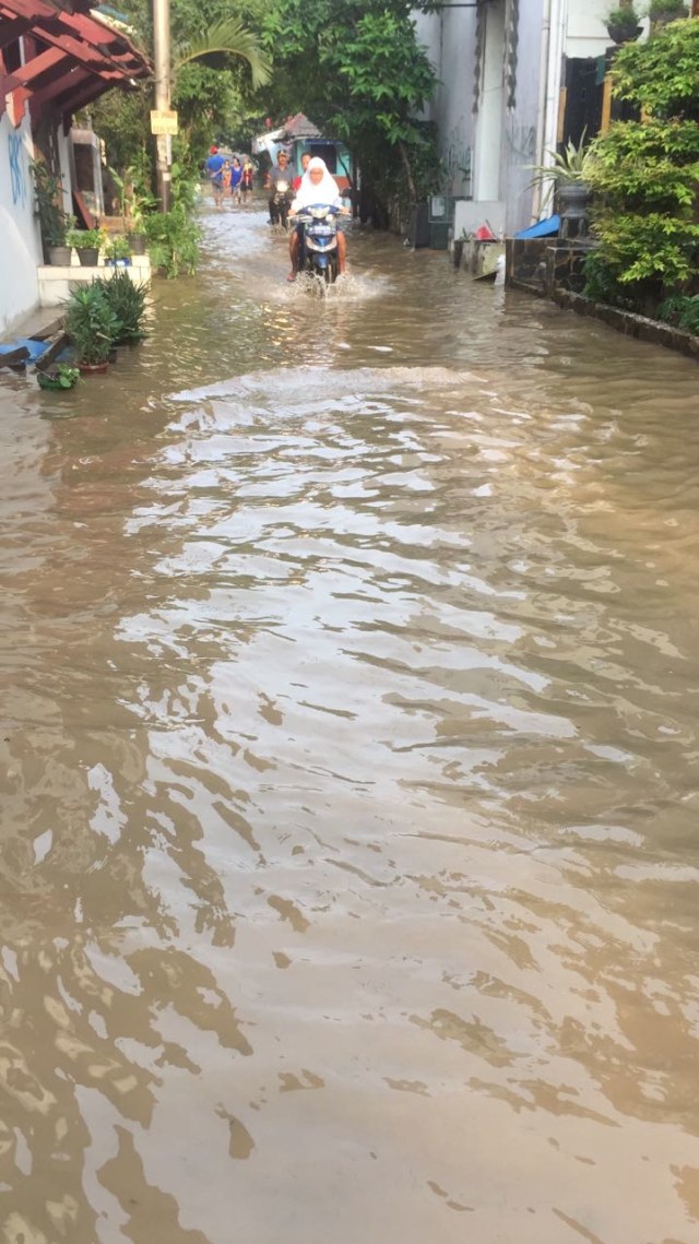 Banjir di Harapan Baru, Bekasi Barat (Foto: Dok Warga Harapan Baru)