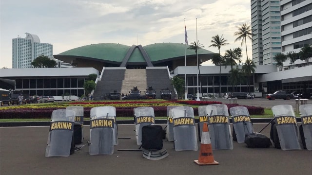 Usai aksi 212 di depan gedung DPR. (Foto: Fajar Supriyatna/kumparan)