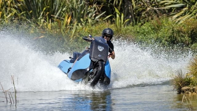 Motor Amfibi Biski. (Foto: gibbssports.com)