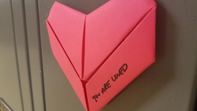 Origami. (Foto: Facebook Troy High School)