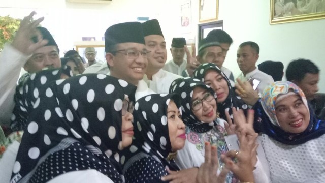 Anies di kediaman Ketua DPC PPP Jakarta. (Foto: Johanes Hutabarat/kumparan)