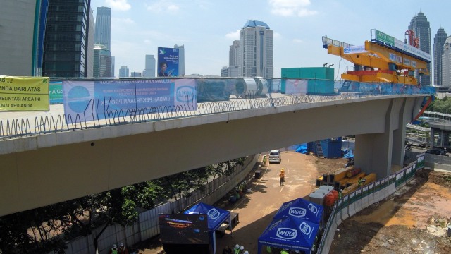 Jembatan layang simpang susun Semanggi. (Foto: Aditia Noviansyah/kumparan)