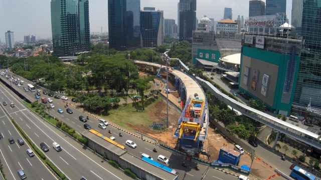Simpang susun Semanggi menghabiskan Rp 360 miliar (Foto: Aditia Noviansyah/kumparan)