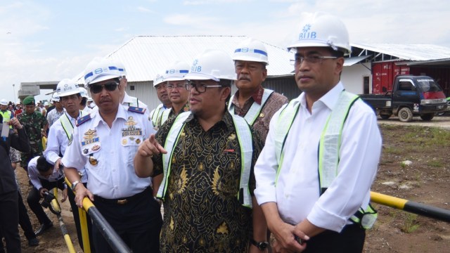 Menhub Tinjau Bandara Kertajati  (Foto: Akbar Nugroho Gumay/Antara)