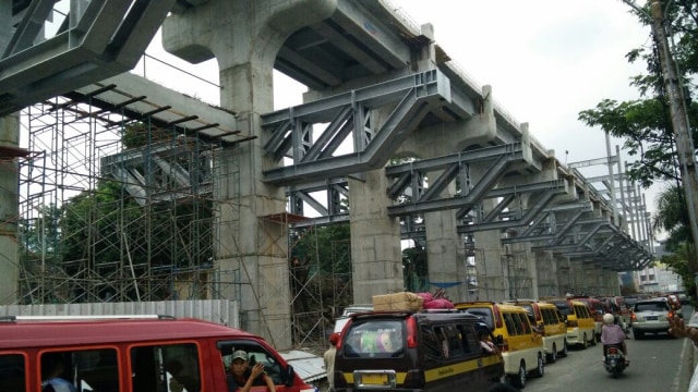 Kondisi Pembangunan LRT Palembang (Foto: Dok. Djoko Setijowarno)