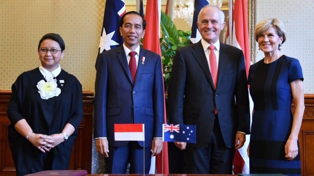 Jokowi dan Retno Marsudi di Australia (Foto: Biro Pers Istana Kepresidenan)