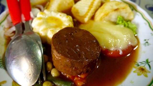 Selat Solo atau bistik Jawa bercita rasa Indonesia Foto: Dok. Good Indonesian Food