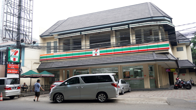 Belum bayar pajak, 7-Eleven tutup. (Foto: Aditia Noviansyah/kumparan)