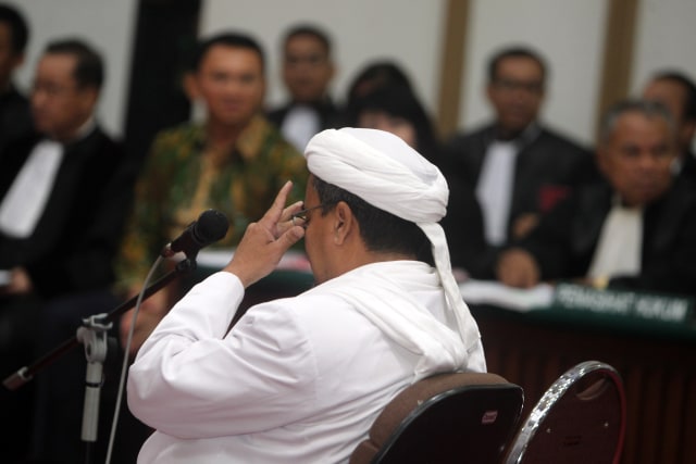 Habib Rizieq menjadi saksi di sidang Ahok ke-12. (Foto: Pool/Isra Triansyah)