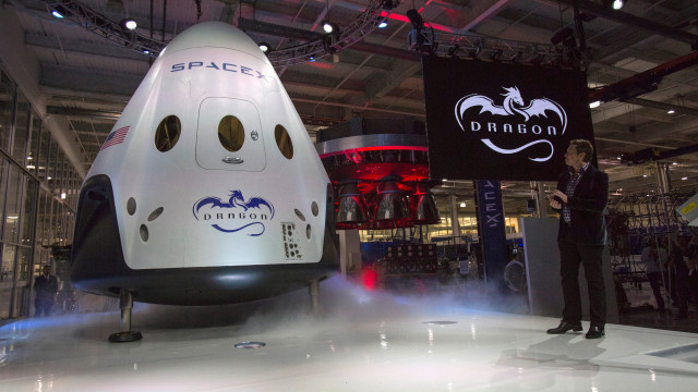 Kapsul antariksa SpaceX DragonV2. (Foto: REUTERS/Mario Anzuoni/File Photo)