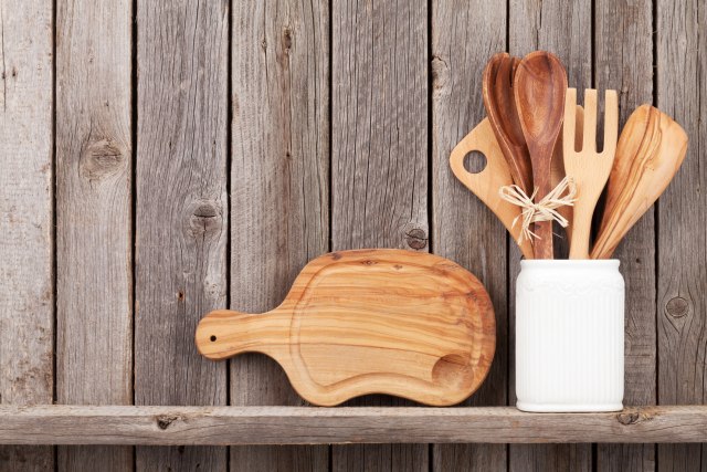 Peralatan masak berbahan kayu. (Foto: Thinkstock)