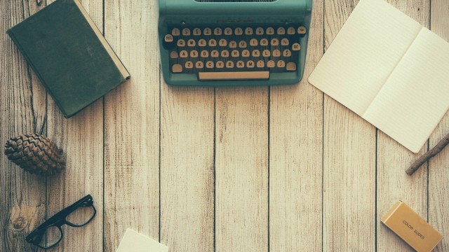 Mengetik lebih mendukung adanya typo (Foto: Pixabay)