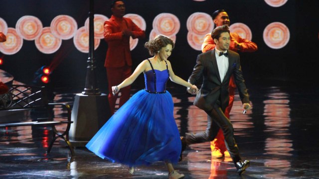 Bunga Citra Lestari tampil bersama Reza Rahadian. (Foto: Munady/kumparan)