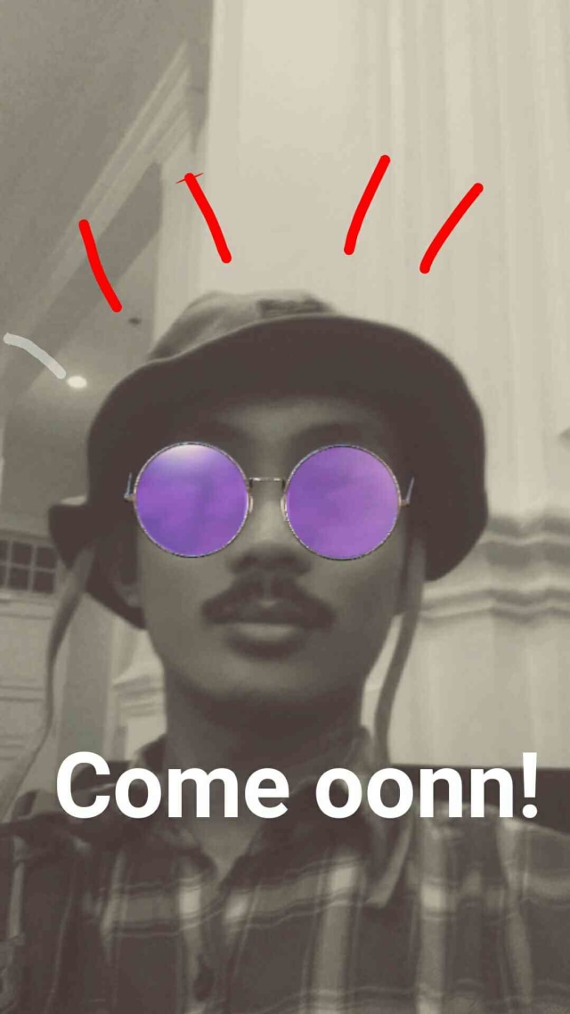 Hari Pertama Penuh Asa: Super Awesome Self Portrait.