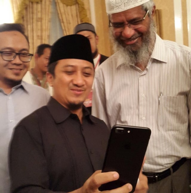 Ustadz Yusuf Mansur dan Zakir Naik (Foto: Instagram @yusufmansurnew)