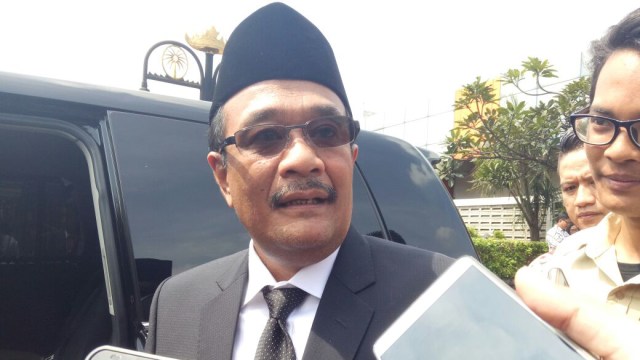 Djarot usai melepas keberangkatan Raja Salman. (Foto: Nikolaus Harbowo/kumparan)