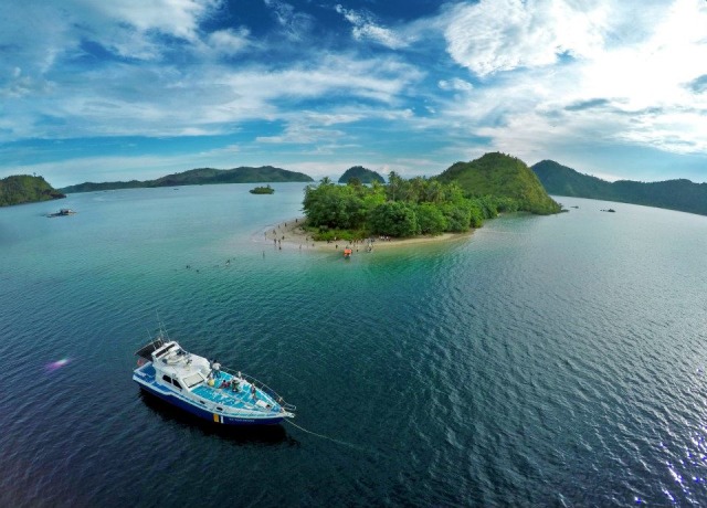 Pulau Mandeh (Foto: pesisirselatankab.go.id)