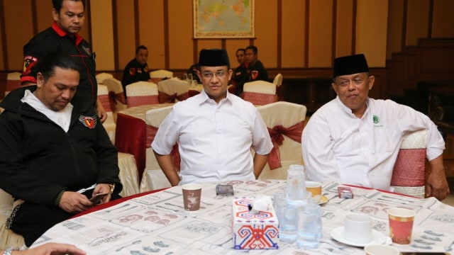 Anies Baswedan bersama Roemah Djoeang (Foto: Dok. Humas Anies-Sandi)