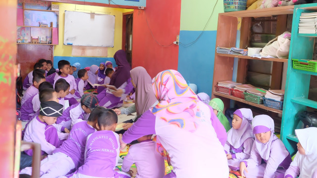 Kegiatan TK Kang Jack di hari Jumat (Foto: Kolaboraxi)