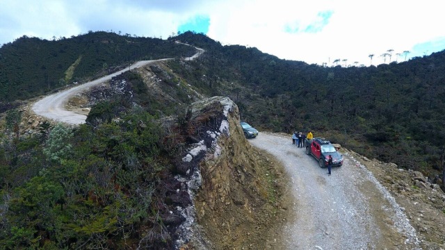 Jalan trans Papua yang telah dibangun. (Foto: Kementerian PUPR)