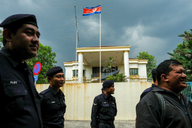 Kedubes Korea Utara di Malaysia (Foto: Reuters/Athit Perawongmetha/File Photo)