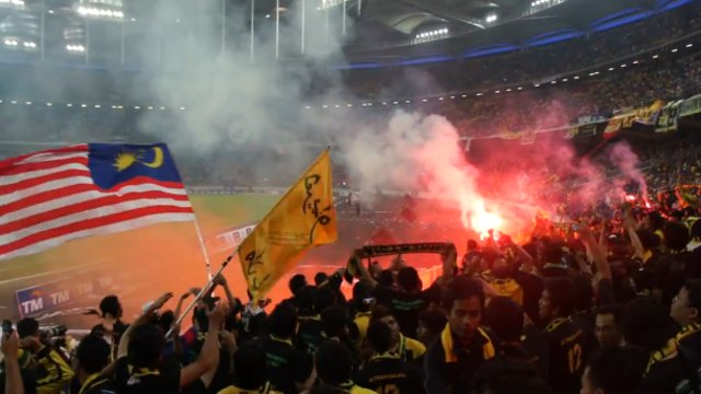 Suporter Timnas Malaysia (Foto: Wikimedia)