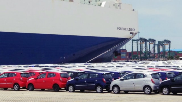 Ekspor 1 juta unit mobil Toyota ke berbagai negara (Foto: Gesit Prayogi/kumparan)