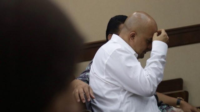 I Putu Sudiartana Menjalani Sidang Tipikor (Foto: Fanny Kusumawardhani/kumparan )