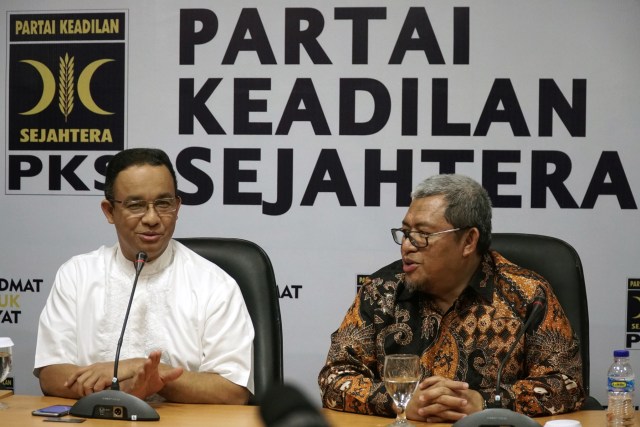 Aher dan Anies saat di kantor PKS (Foto: Agus Bebeng/Antara)