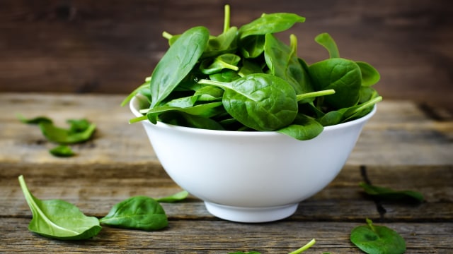 Bayam sebagai sumber magnesium. (Foto: Thinkstock)
