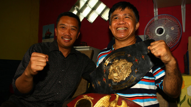 Menpora Imam Nahrawi dan Ellyas Pical. (Foto: ANTARA/Muhammad Iqbal)