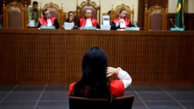 Jessica Wongso, tersangka pembunuhan berencana memakai racun sianida. Foto: Reuters/Beawiharta