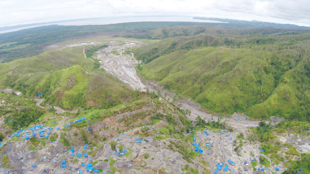 Suasana Gunung Botak, Kabupaten Buru, Maluku. (Foto: Aditia Noviansyah/kumparan)