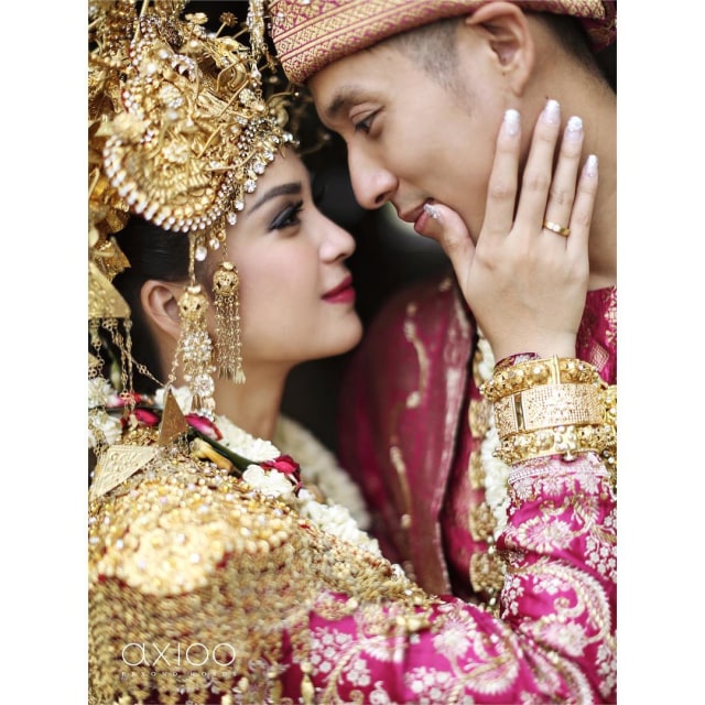 Putri Titian dan Junior Liem resmi menikah (Foto: Instagram @putrititian)